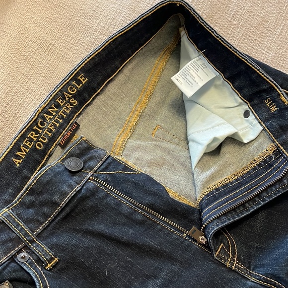 American eagle slim fit jeans in size 33x30 - Picture 6 of 9